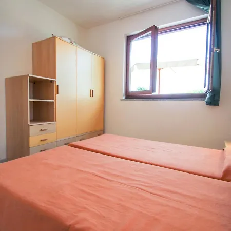 Residenza Agrifoglio-5 By Interhome * Луино